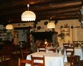 Hotel Lago del Laux - Image 3