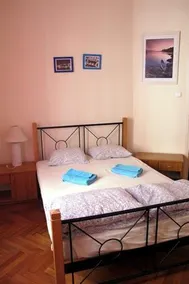 Colors Budapest Hostel - Image 4