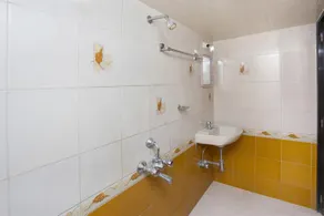 Hotel Swapna International - Image 4