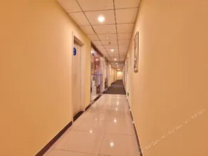 Hanting Express Ningbo Tian yi Square NewBranch - Image 2