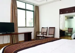 V8 Hotel - Image 5