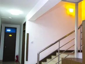 Free Eastern Business Hotel - Image 2