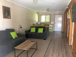 Kingswood Motel - Image 3