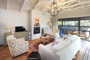 Slightly Foxed in Waiheke - Image 2
