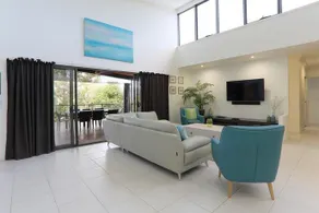 Hilltop Views - Cannonvale - Image 4