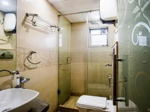Hotel Emerald Kolkata - Image 5