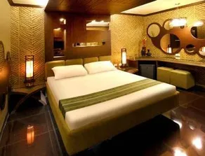 Victoria Court Cuneta Motorist Lodge - Image 4