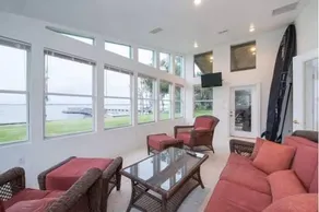Lakefront Haven - Image 3