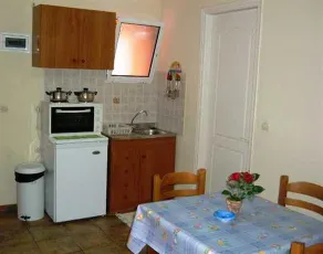 Anna Maria Studios And Apartments - Image 2