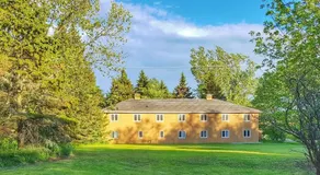 The Backcountry Inn & Hostel - Image 4