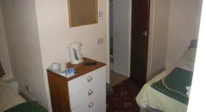 Roker Hotel - Image 5