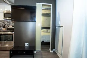 Pinnacle Suites- Queen West Lofts - Image 3