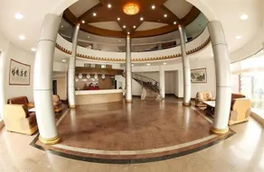 HanTing Hotel (Yantai Railway Station Yantai Port Passenger Terminal) - Image 2