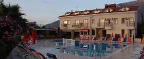 Lagoon Hotel - Image 4