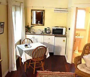Elm Wood Classic B&B - Image 3