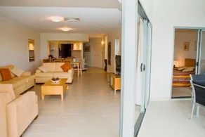 Surf Haven - Image 3