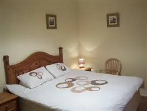 Sally Gardens Cottage Downpatrick - Image 2
