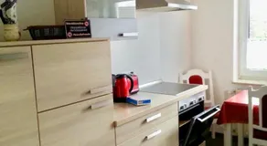 Ingrids Ferienwohnung mit Balkon in Thiede nähe See - Image 4