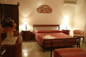 Trapani Bedrooms - Image 3
