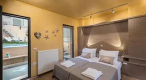 Luxury Pool House in Chania - Image 5