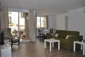 Piso Trafalgar Barcelona - Image 3