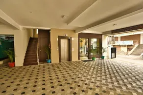 Vels Grand inn - Image 3