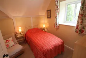 Conifer House - Image 4