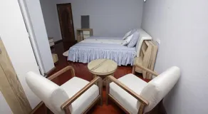 Red Island Inn - Image 4