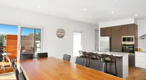 The Wharf House - Budgewoi - Image 4