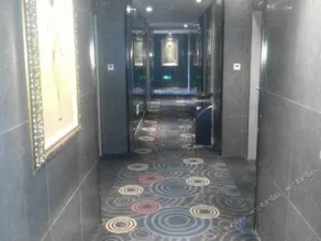 YAKE EXPRESS HOTEL - Image 2