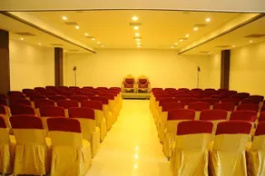 HOTEL SRM GRANDS - Image 3