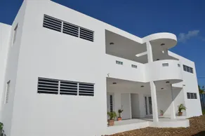 The Advantage Apartments - Image 2