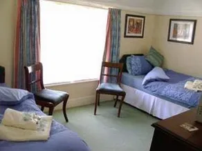 Bonnington Farm Guest House - Image 2