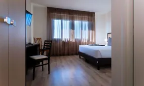 Hotel Eden - Image 4