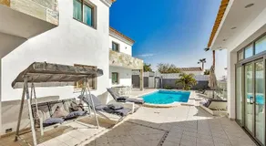 Villa Nuelve - Image 2