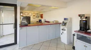 Daybreak Suites Extended Stay - Dothan - Image 5