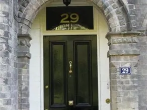 Alpine Villa Guest House - Image 3