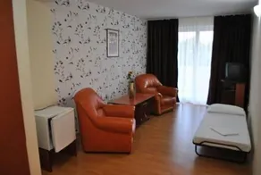 Hotel Holiday - Image 4