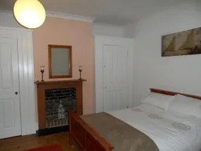 Old Stream House - Image 5