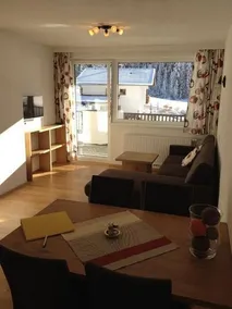 Apartamento vacacional apta para familias con sauna | Vistas a la montaña - Image 2