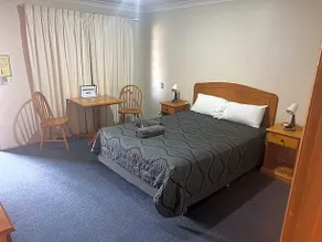 Asters on James Motor Inn - Image 3