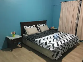 Zoomma Marina Court Condo - Image 3