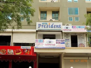 OYO 12945 Hotel President - Image 1