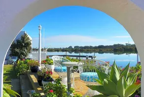 Boathouse Bunbury Bed & Breakfast - Image 2