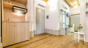 Santacroce Guesthouse - Image 5