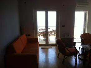 Sunshine Guesthouse Dhermi - Image 2