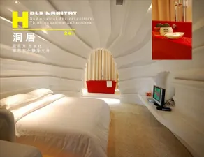 Designer - Image 3
