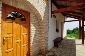 Tulipan Haz - Image 2