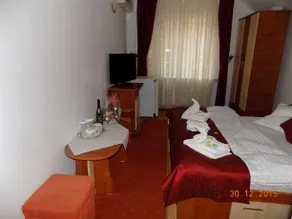 Eden - Image 5