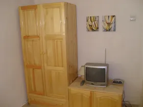 Plamena Guest Rooms - Image 3